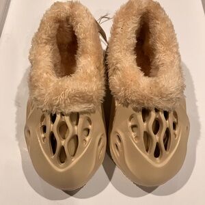 Fur Lined Foam Runners